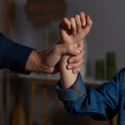 Abogado de familia en Punta Arenas Violencia intrafamiliar y medidas de protección urgentes